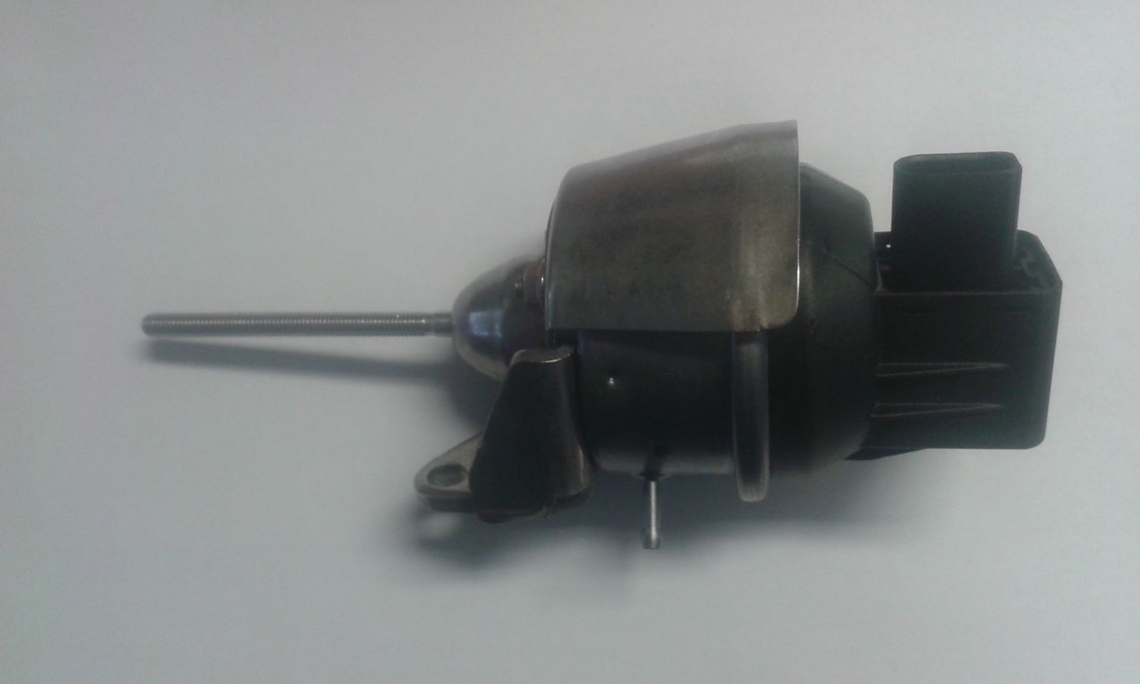 Regulační ventil turba se snímačem Volkswagen Passat B6, 2,0 TDI, 125kW, rv.08-10, Motor: CBBB KKK