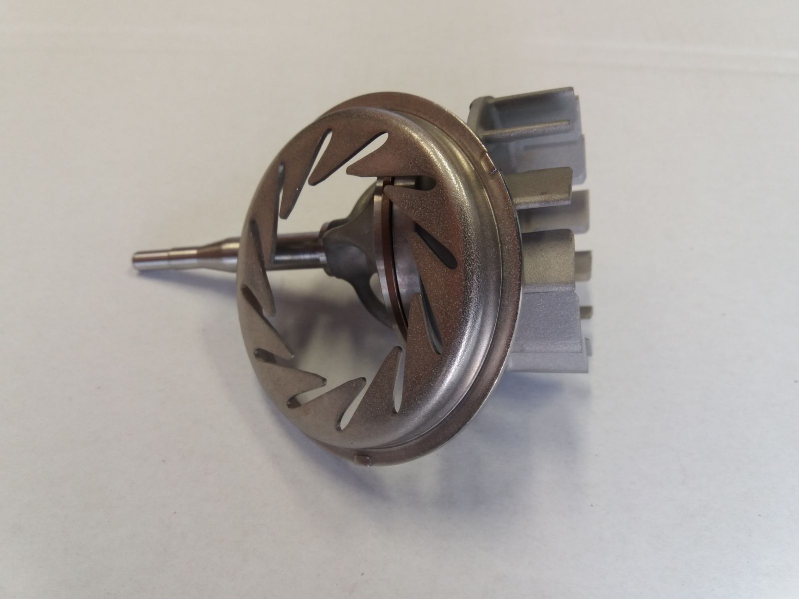 Nová geometrie turba Peugeot 607 2.2 HDi FAP, 98 kW, rv. 01-09, Motor: DW12TED4S GARRETT