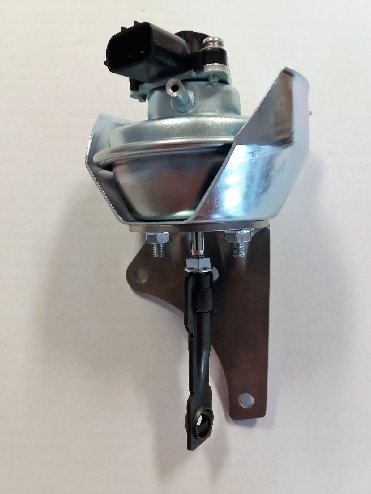 Regulační ventil turba se snímačem Volvo S40 2,0TDCi, 81,85,96,100,103kW, r.v. 04-, Motor: DW10BTED GARRETT